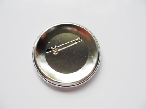 Placka se špendlíkem 37 mm - B019 — foto 2
