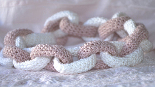 Náhrdelník háčkovaný — foto 3
