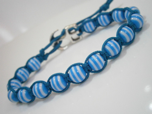 Námořnický náramek (macramé/shamballa) — foto 2