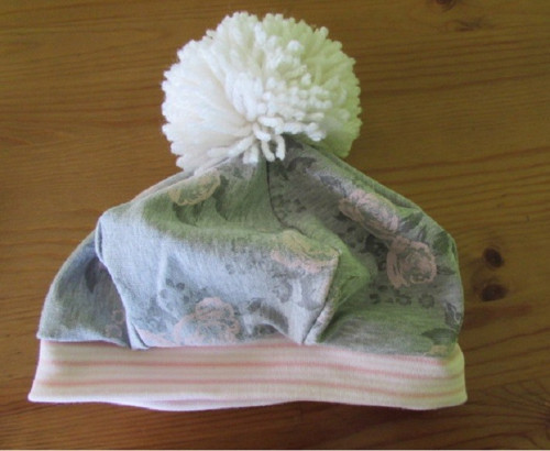 Baret dívčí v. 50cm DO171 — foto 2