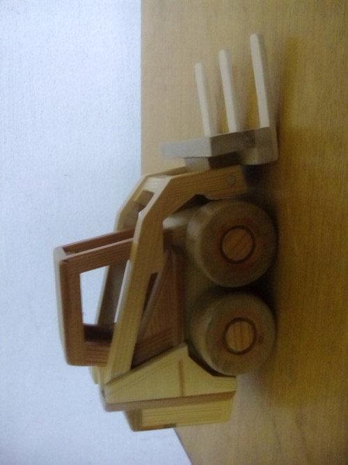 Dřevěný bagr — foto 2