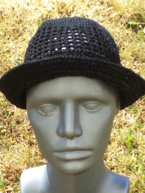 Ručně háčkovaný unisex klobouček — foto 2