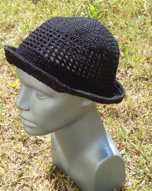 Ručně háčkovaný unisex klobouček — foto 3