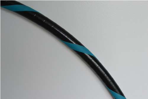 Obruč na hooping černo-zelenomodrá 80 cm — foto 2