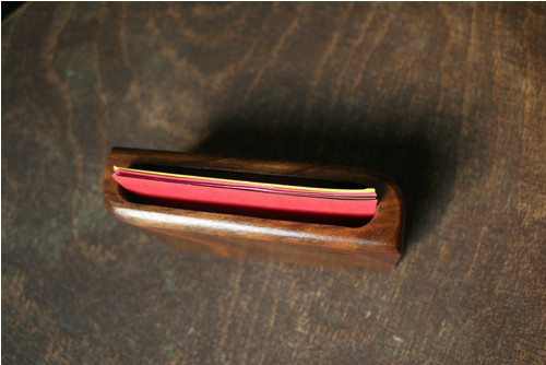 Dřevěný vizitkovník — foto 3