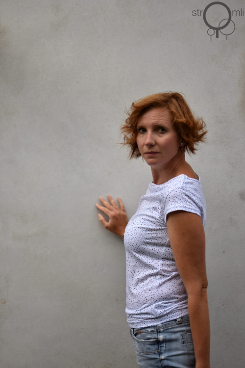 Bílé kropenaté s vodou, vel. M — foto 3