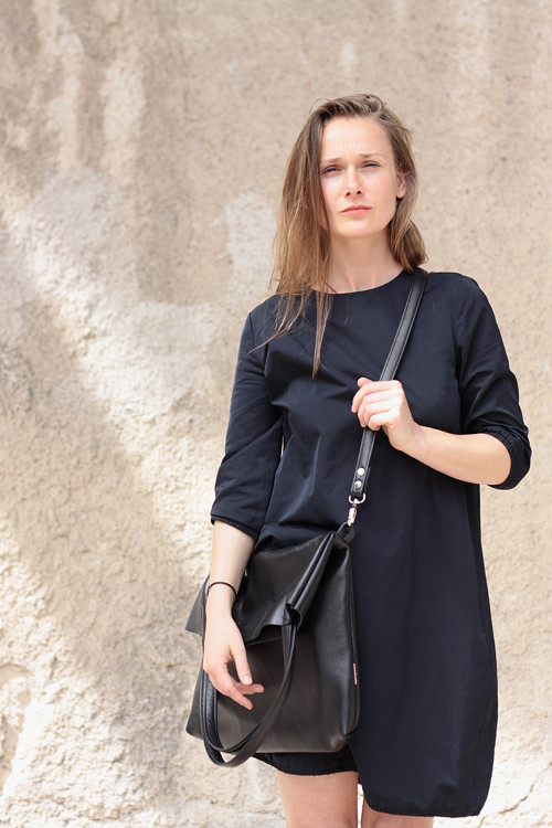 Kožená crossbody taška, černá — foto 4
