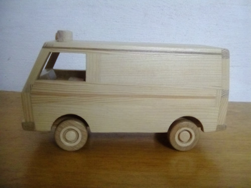 Dřevěné auto — foto 3
