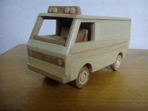 Dřevěné auto — foto 5