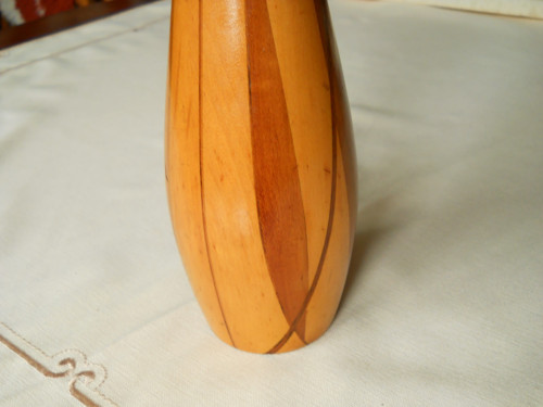 Dřevěná váza — foto 3