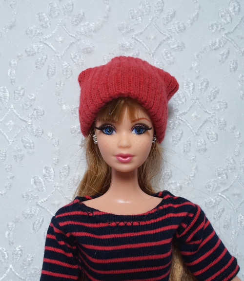 Čepice pro Barbie — foto 2