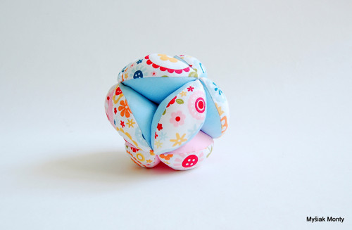 Montessori úchopová loptička - kvety — foto 2