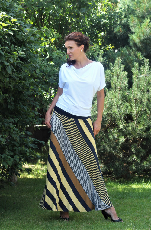 Polokolová sukně s pruhy — foto 2
