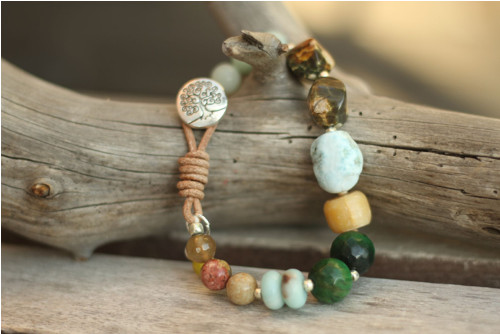 Boho náramok z minerálov jaspis, amazonit, larimar — foto 3