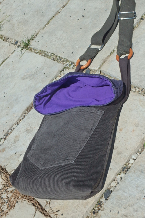 Crossbody malá na přání — foto 2