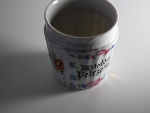 Porcelánový Hrníček — foto 2