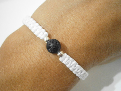 Bílý náramek s Lávou (macramé) - Unisex — foto 4