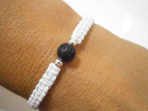 Bílý náramek s Lávou (macramé) - Unisex — foto 5