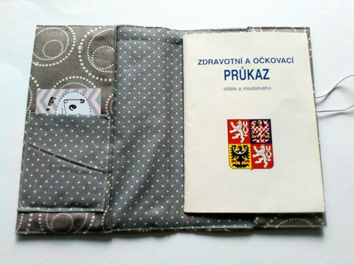Obal s kapsičkou na průkaz ZP — foto 2
