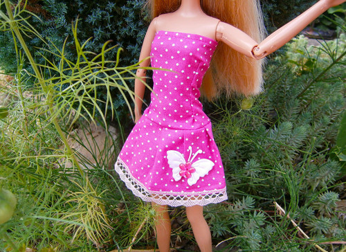 Puntíkové šatky pro barbie — foto 2