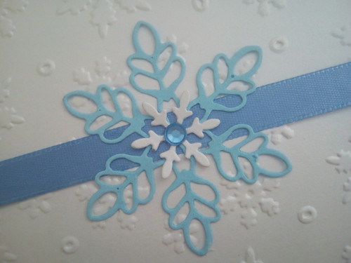 Let it snow, let it snow - bledě modré — foto 3