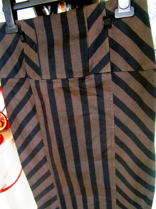 Sukně pencil stripes — foto 2