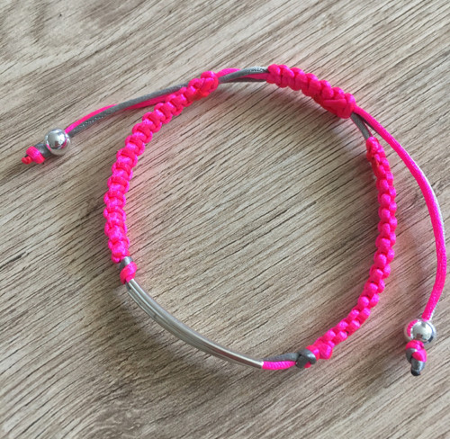 Neon pink náramek — foto 2