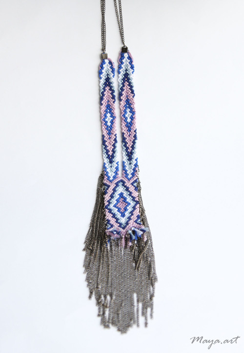 Růžovomodrý náhrdelník MACRAMÉ NECKLACE — foto 3