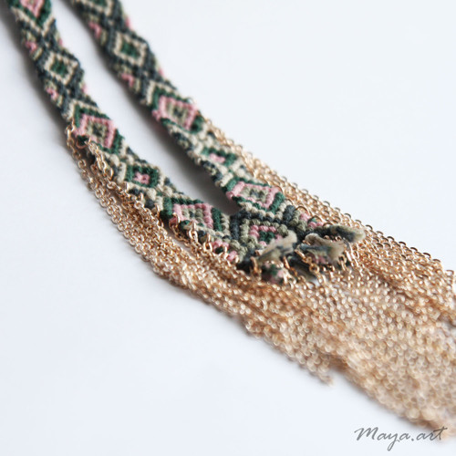 Růžovozelený náhrdelník MACRAMÉ NECKLACE — foto 2