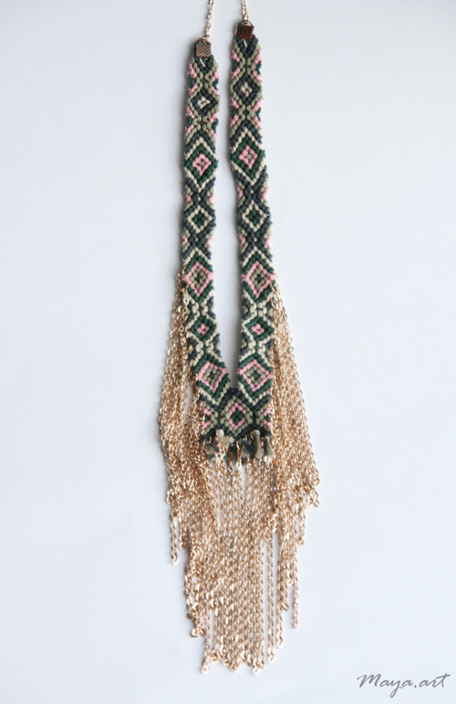 Růžovozelený náhrdelník MACRAMÉ NECKLACE — foto 3