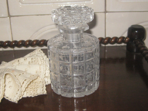 Flakon lehce v art deco stylu — foto 6