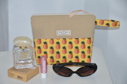 Necesér - tukani a ananas — foto 6