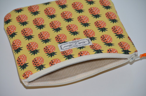 Pouzdro - tukani a ananas — foto 5