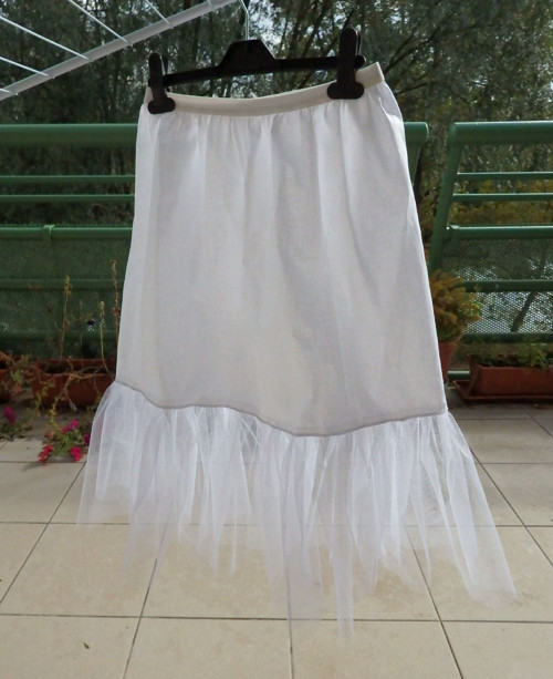 Spodnička krátká bílá — foto 2