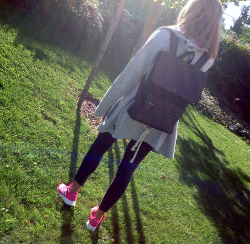 Black backpack — foto 3