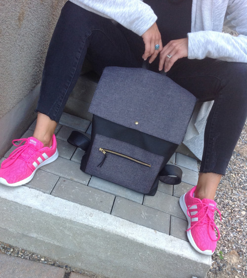 Black backpack — foto 2