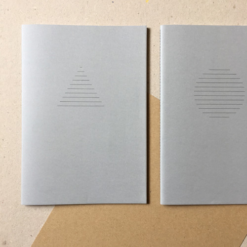 Šedý sešit A5 / geometrická grafika — foto 2