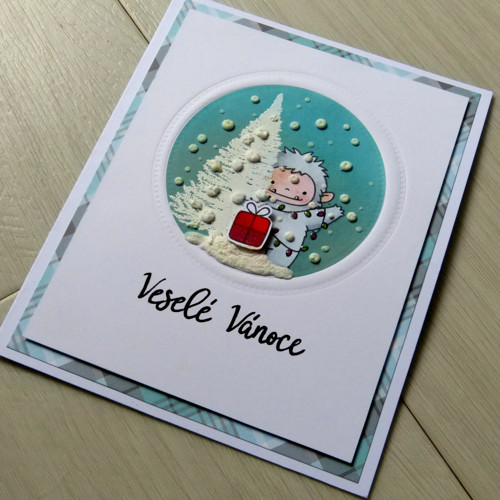 Vánoční přání - YETTI za stromem — foto 2