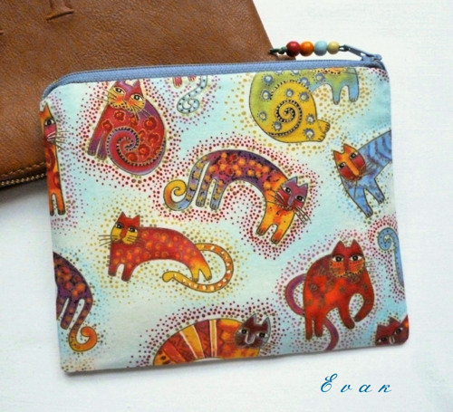 Kočky mají PRÉ - taštička desing Laurel Burch — foto 2
