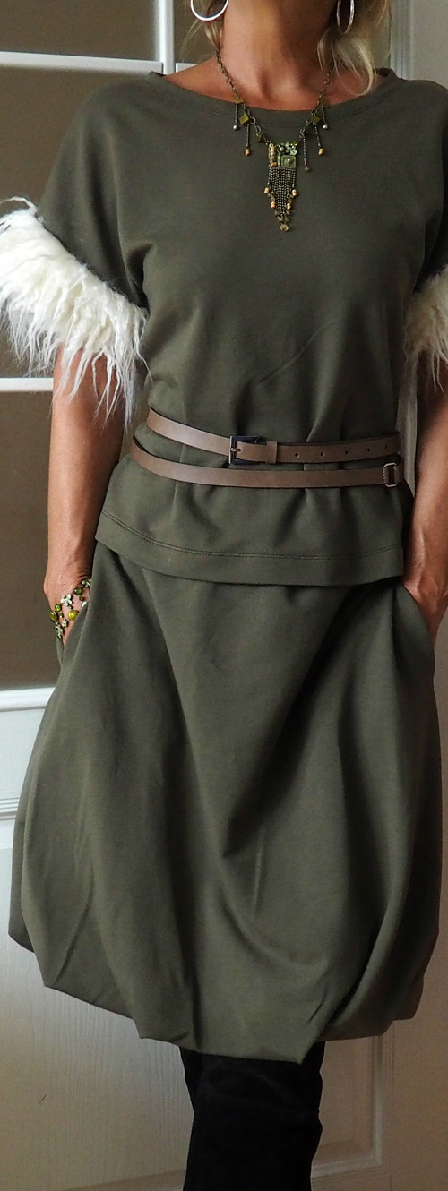 Khaki komplet s kožešinkou — foto 6