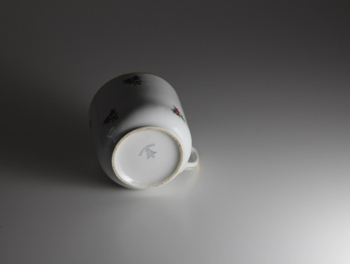Porcelánový hrníček — foto 3