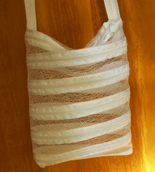 ZipoFka bílá krajková — foto 2
