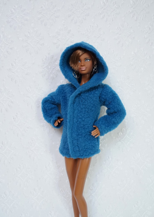 Kabátek s kapuckou pro Barbie — foto 2