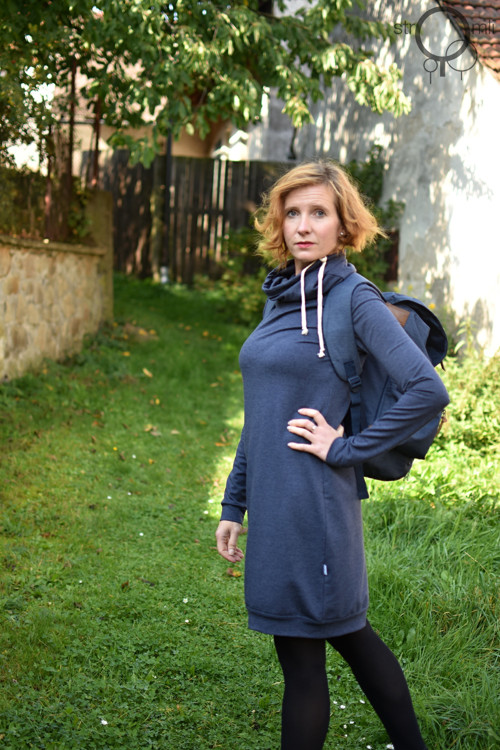 Šaty teploučké modré s melírem, vel. S — foto 3