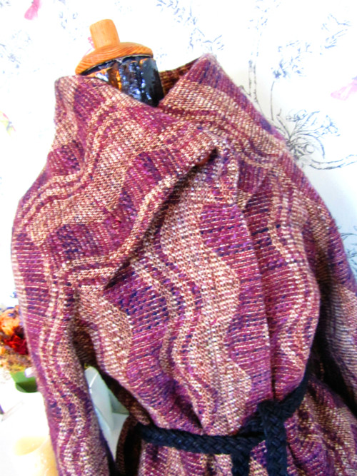Sáčkokabátek violet — foto 4