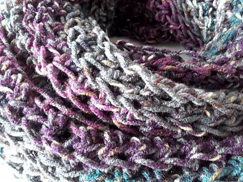 Háčkovaný nákrčník tweed melír — foto 5
