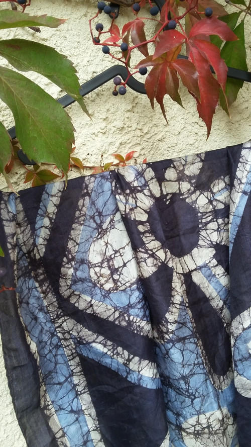 Batika v tónech modro-šedé — foto 3