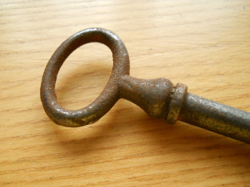 Starý klíč 10cm......č.2 — foto 2