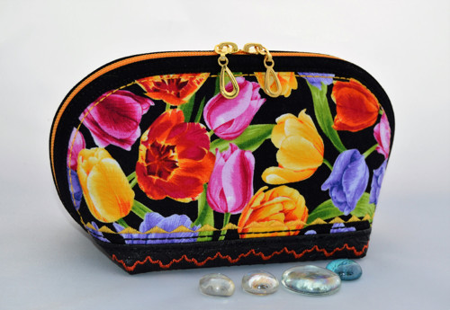Toaletní taštička - TULIPÁNY — foto 2