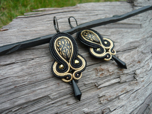 Soutache náušnice Black&Gold Elegant — foto 2